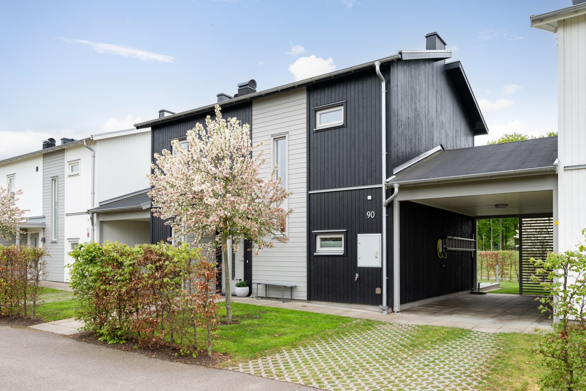 Bronsgjutarvägen 90